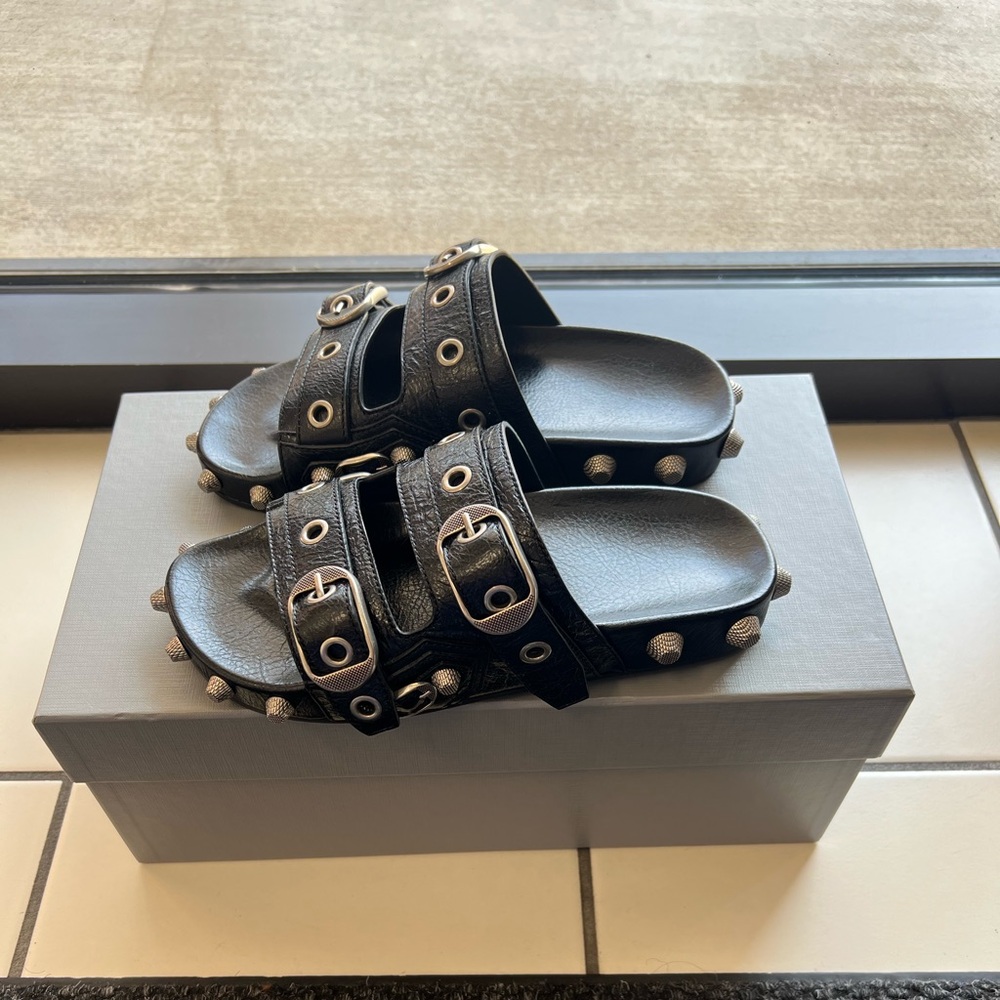 Balenciaga Cagole Studded Leather Sandal 👽 - Picture 4 of 12